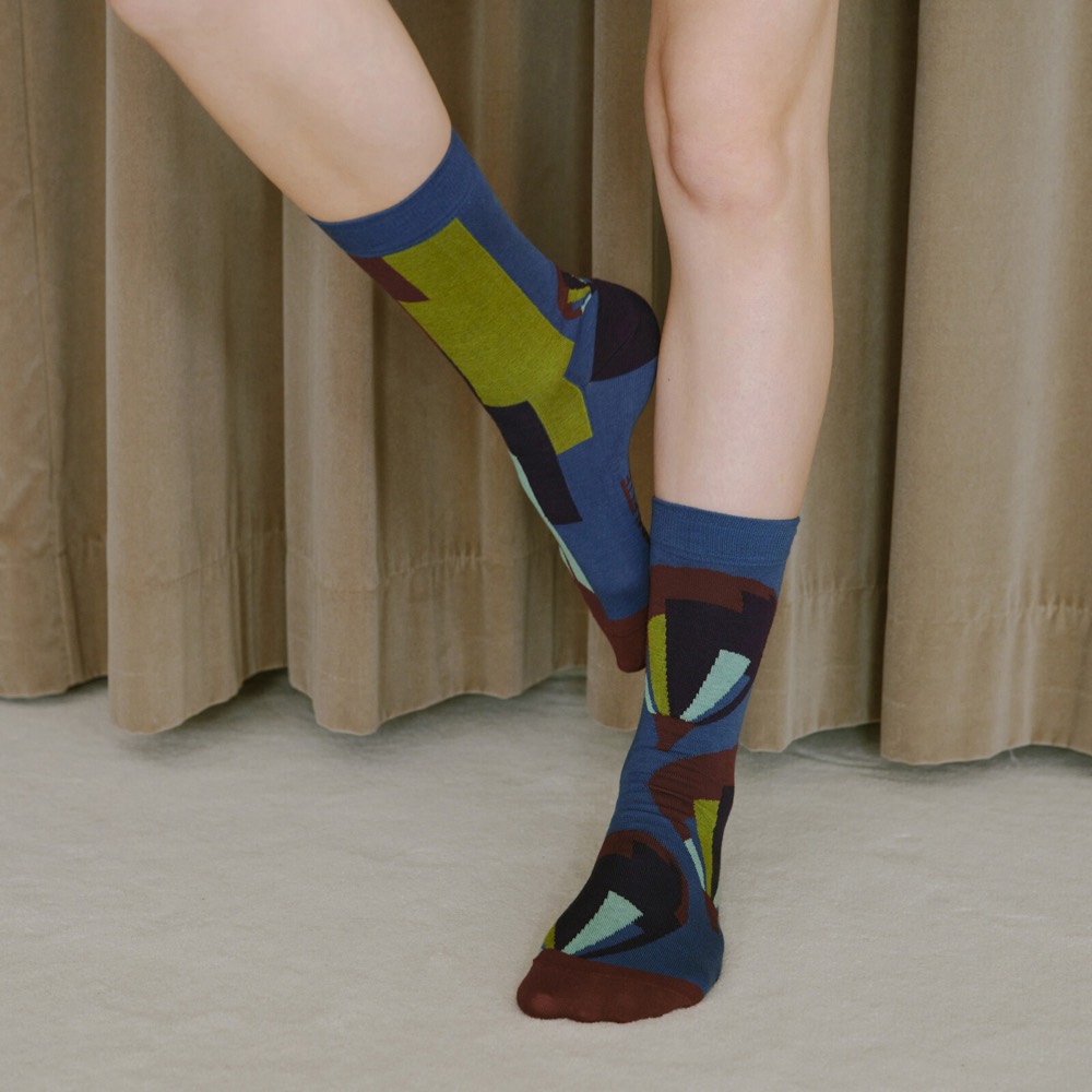 Dusk Balloon Asymmetric Crew Socks — Made in Japan product image